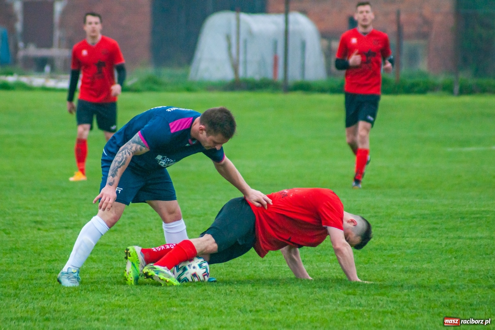 Zdjęcie w galerii na portalu naszraciborz.pl: Tworków pokonany, fotel lidera zachowany [FOTO] wiadomości z regionu