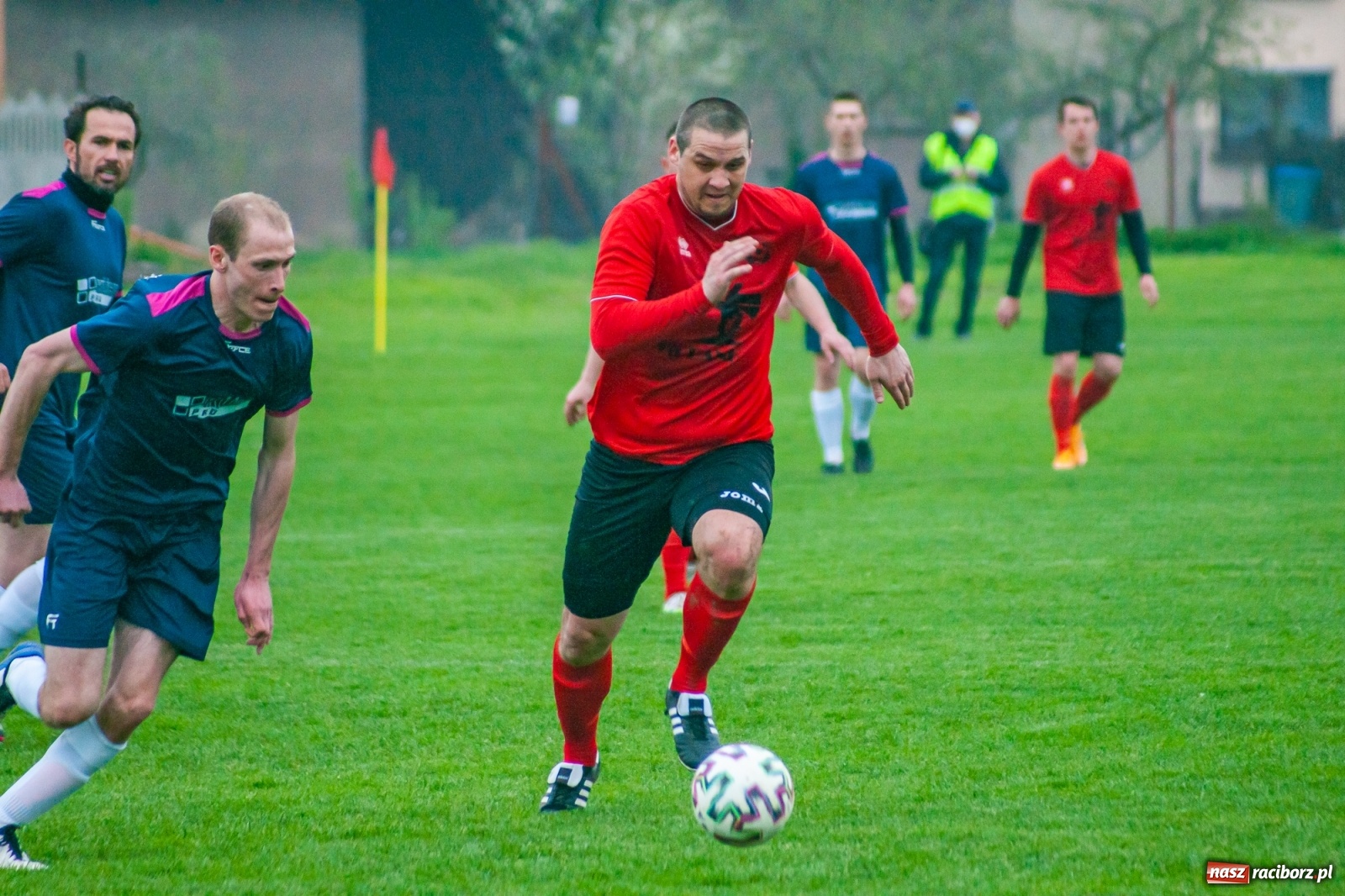 Zdjęcie w galerii na portalu naszraciborz.pl: Tworków pokonany, fotel lidera zachowany [FOTO] wiadomości z regionu