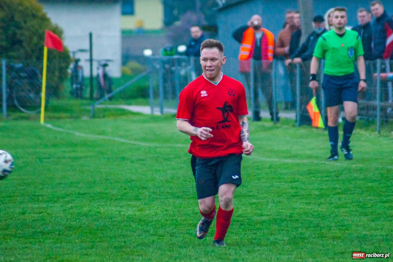 Zdjęcie w galerii na portalu naszraciborz.pl: Tworków pokonany, fotel lidera zachowany [FOTO] wiadomości z regionu