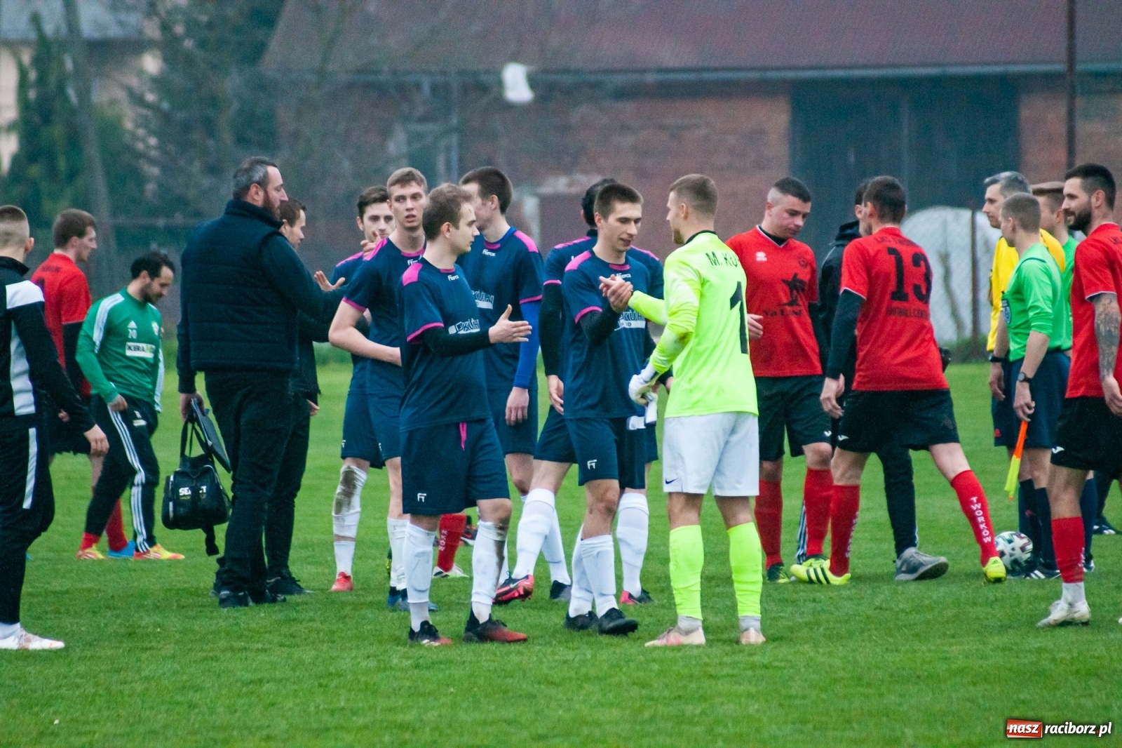Zdjęcie w galerii na portalu naszraciborz.pl: Tworków pokonany, fotel lidera zachowany [FOTO] wiadomości z regionu