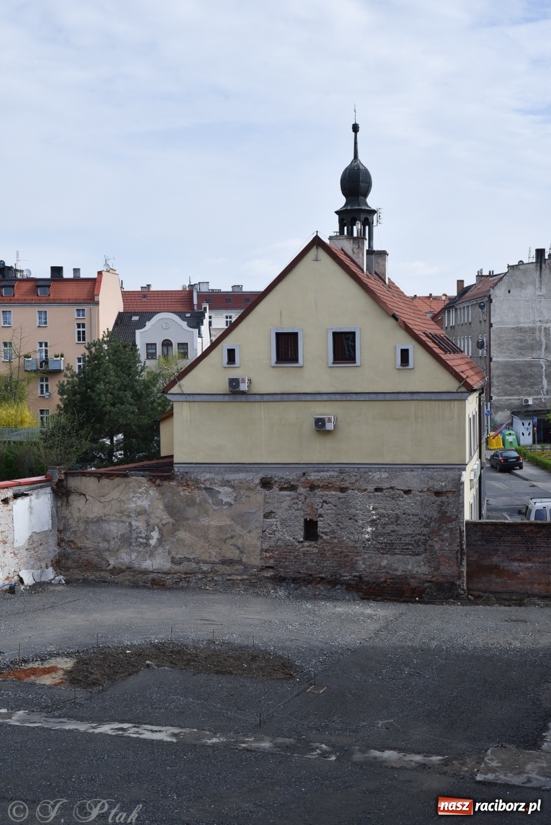 Zdjęcie w galerii na portalu naszraciborz.pl: Gmach sądu krajowego w Raciborzu. Zobaczcie odnowione wnętrza [FOTO] wiadomości z regionu