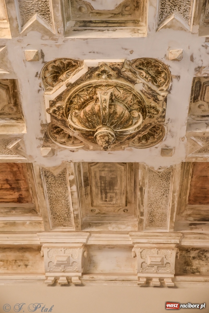 Zdjęcie w galerii na portalu naszraciborz.pl: Gmach sądu krajowego w Raciborzu. Zobaczcie odnowione wnętrza [FOTO] wiadomości z regionu