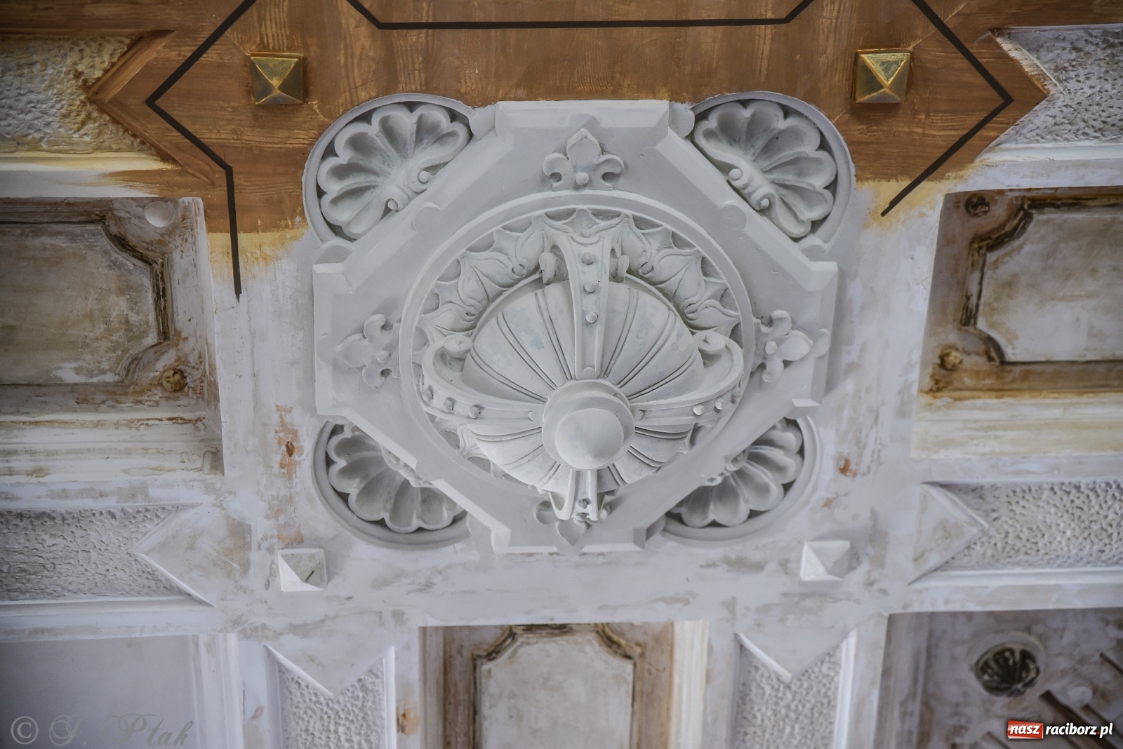 Zdjęcie w galerii na portalu naszraciborz.pl: Gmach sądu krajowego w Raciborzu. Zobaczcie odnowione wnętrza [FOTO] wiadomości z regionu