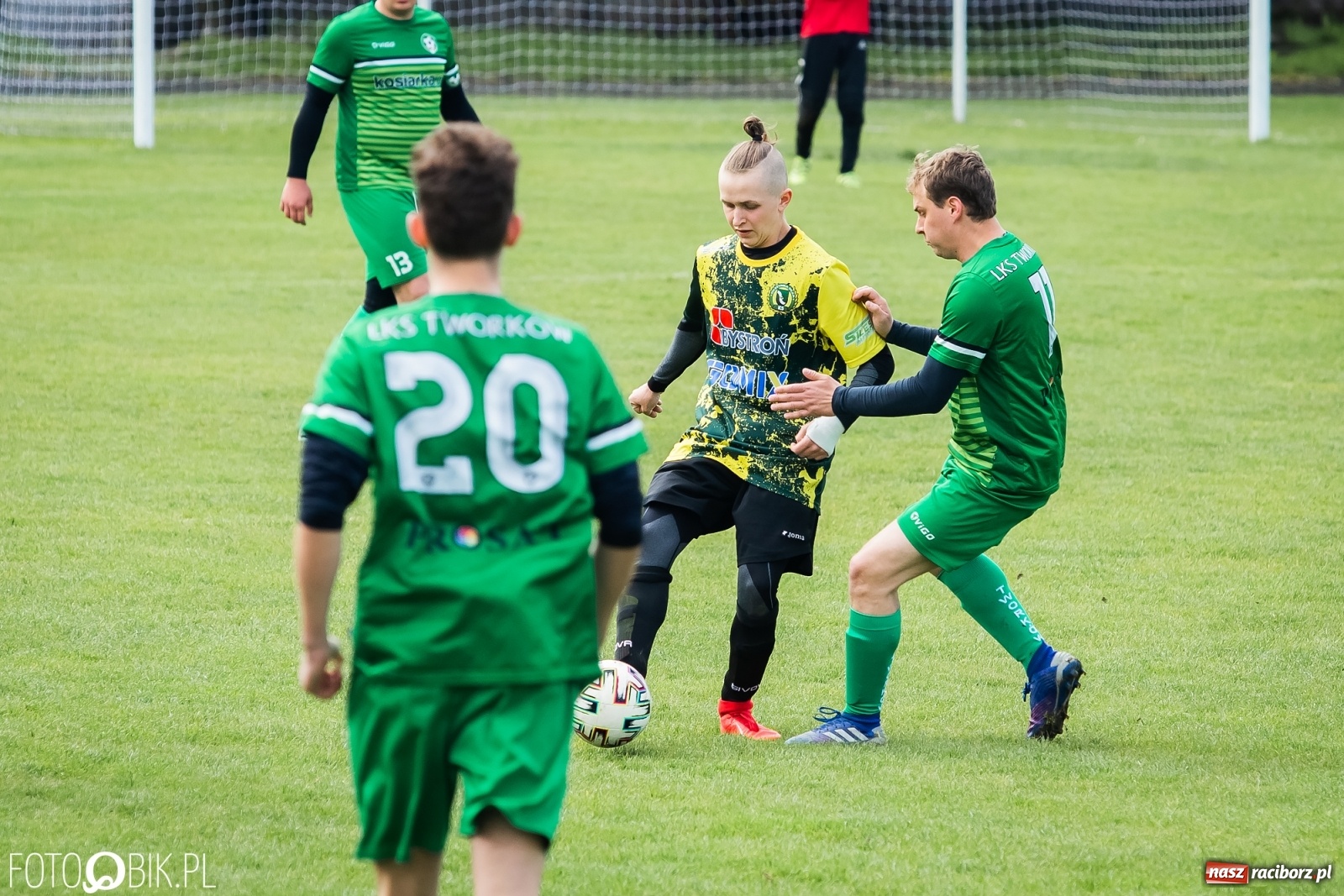 Zdjęcie w galerii na portalu naszraciborz.pl: Rezerwy Tworkowa nie miały problemów z Olzą [FOTO] wiadomości z regionu