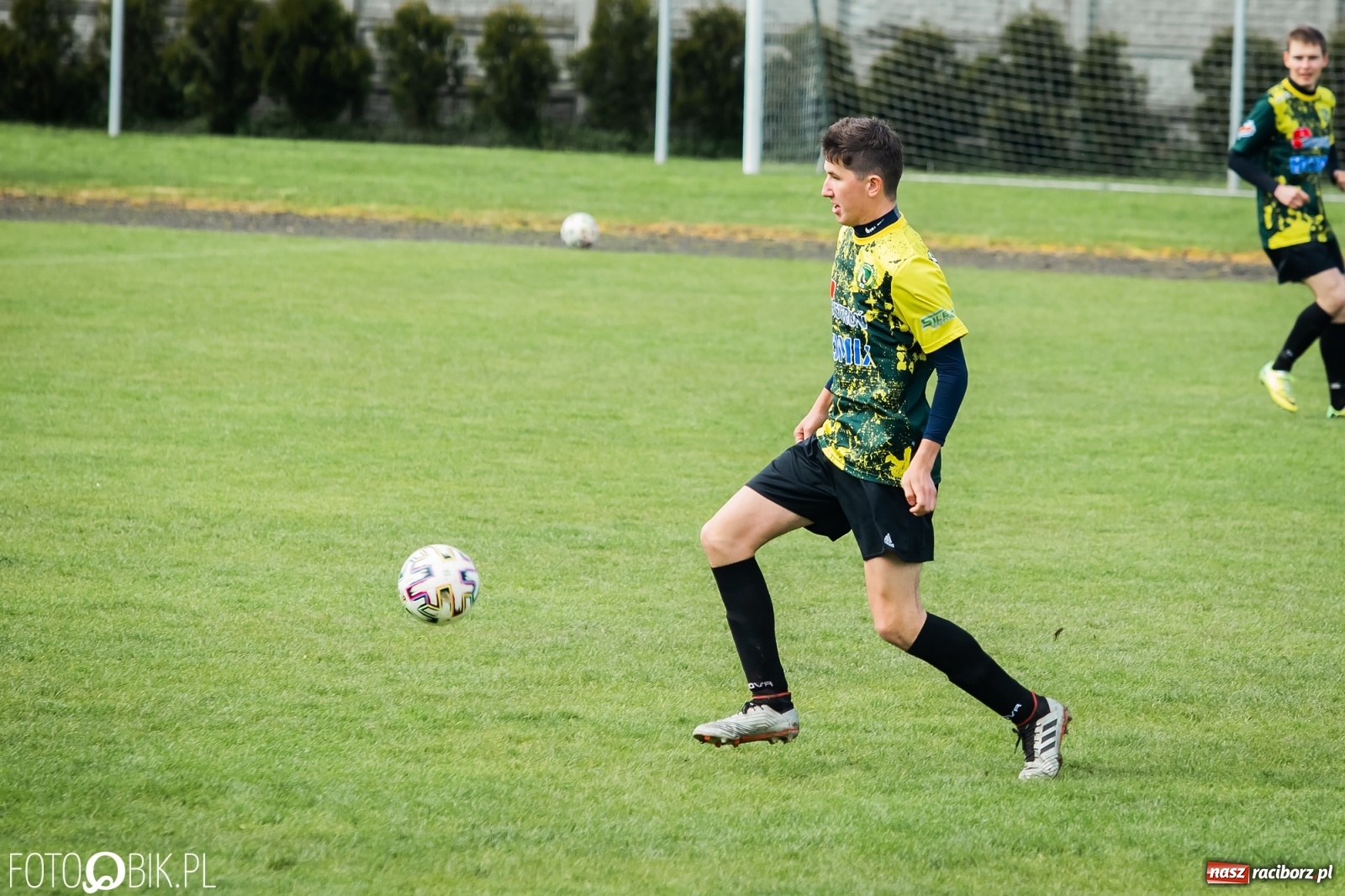 Zdjęcie w galerii na portalu naszraciborz.pl: Rezerwy Tworkowa nie miały problemów z Olzą [FOTO] wiadomości z regionu