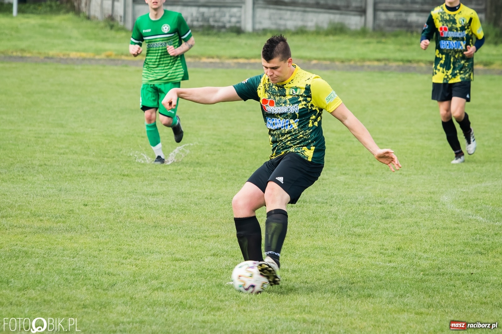 Zdjęcie w galerii na portalu naszraciborz.pl: Rezerwy Tworkowa nie miały problemów z Olzą [FOTO] wiadomości z regionu