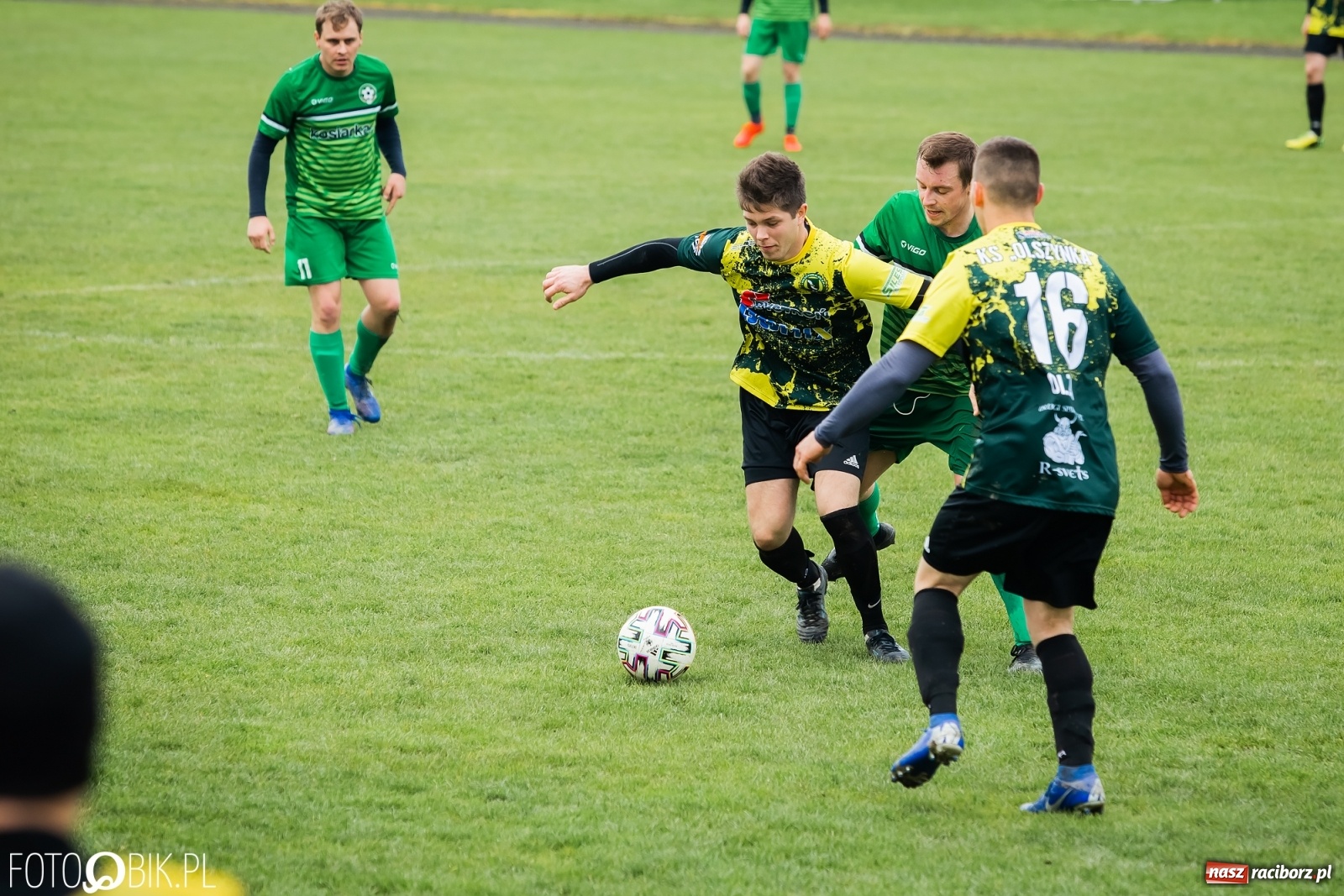 Zdjęcie w galerii na portalu naszraciborz.pl: Rezerwy Tworkowa nie miały problemów z Olzą [FOTO] wiadomości z regionu