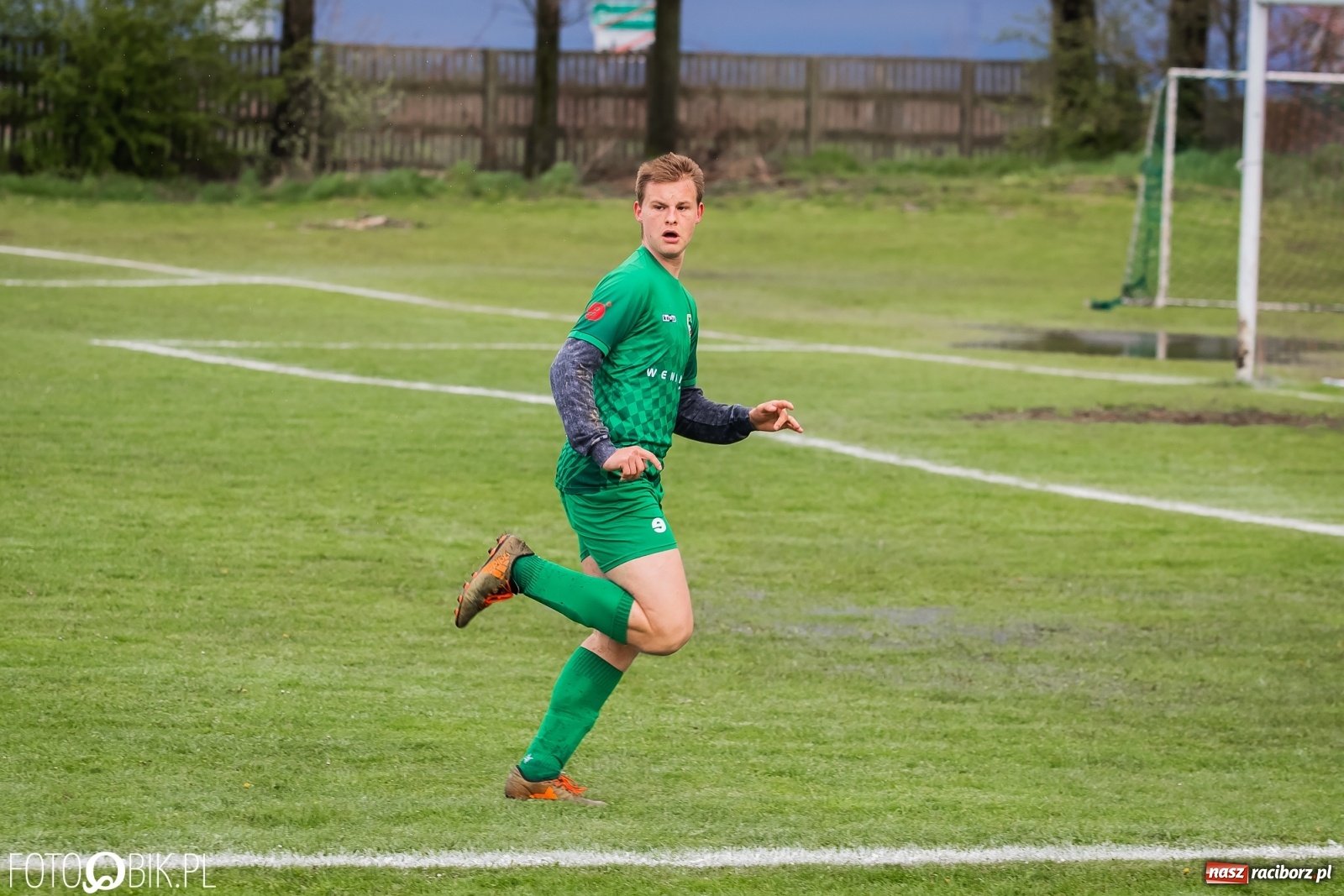 Zdjęcie w galerii na portalu naszraciborz.pl: Outsider napędził strachu wiceliderowi [FOTO] wiadomości z regionu