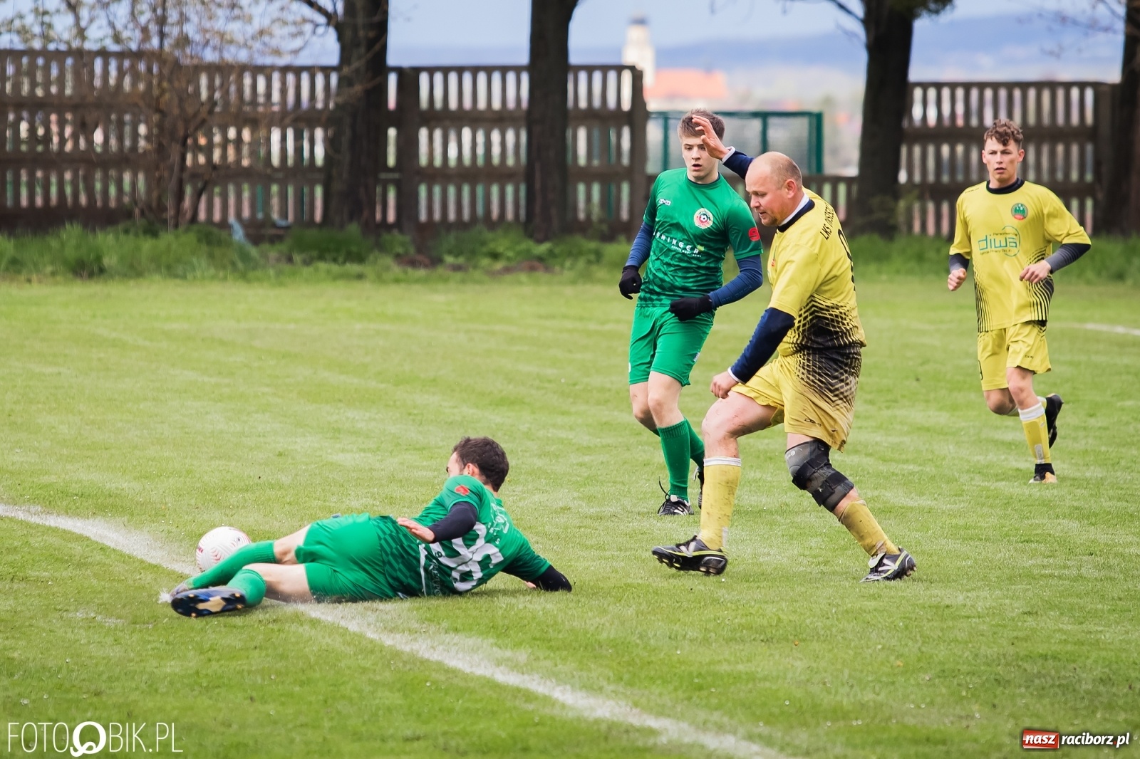 Zdjęcie w galerii na portalu naszraciborz.pl: Outsider napędził strachu wiceliderowi [FOTO] wiadomości z regionu