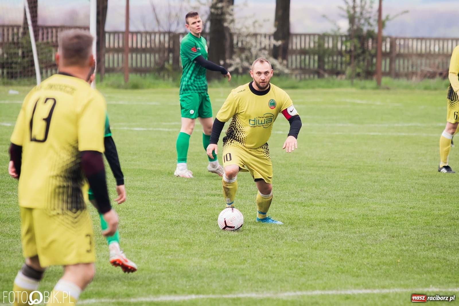 Zdjęcie w galerii na portalu naszraciborz.pl: Outsider napędził strachu wiceliderowi [FOTO] wiadomości z regionu