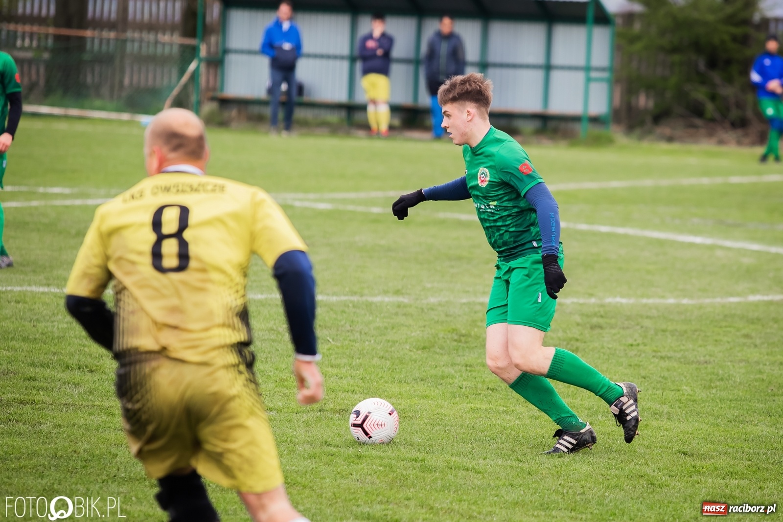 Zdjęcie w galerii na portalu naszraciborz.pl: Outsider napędził strachu wiceliderowi [FOTO] wiadomości z regionu
