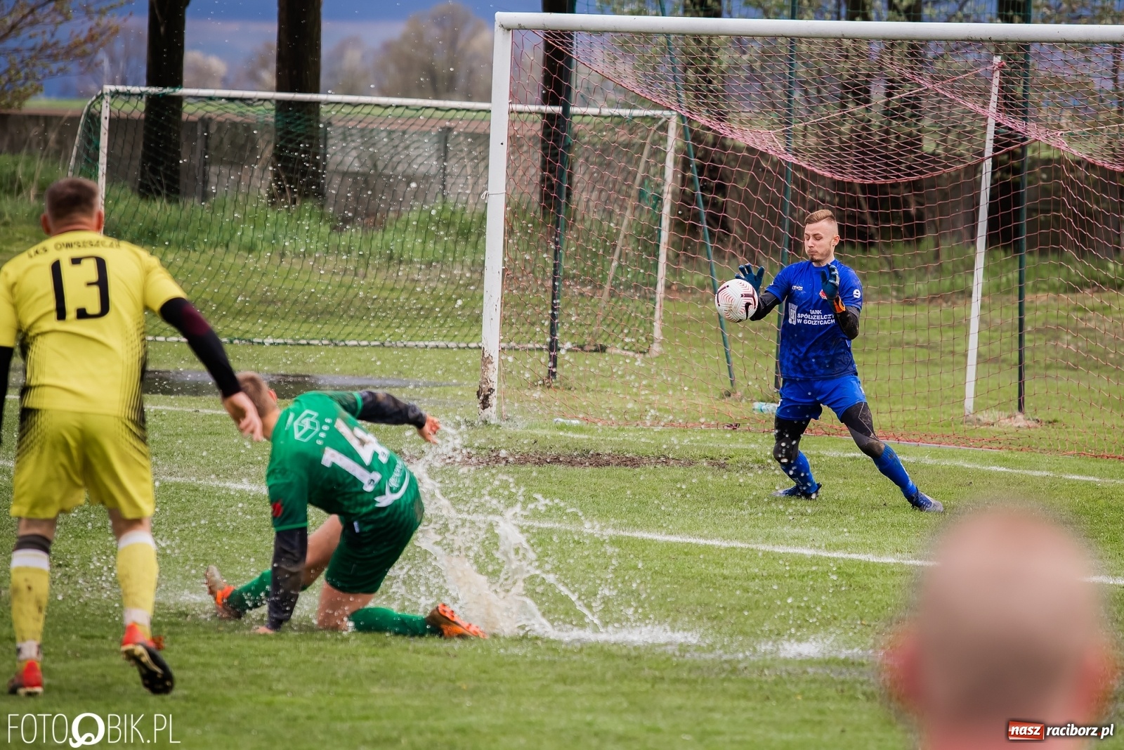 Zdjęcie w galerii na portalu naszraciborz.pl: Outsider napędził strachu wiceliderowi [FOTO] wiadomości z regionu