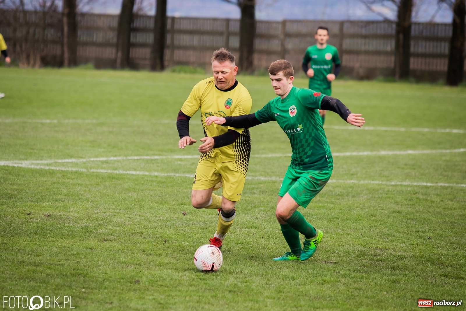 Zdjęcie w galerii na portalu naszraciborz.pl: Outsider napędził strachu wiceliderowi [FOTO] wiadomości z regionu