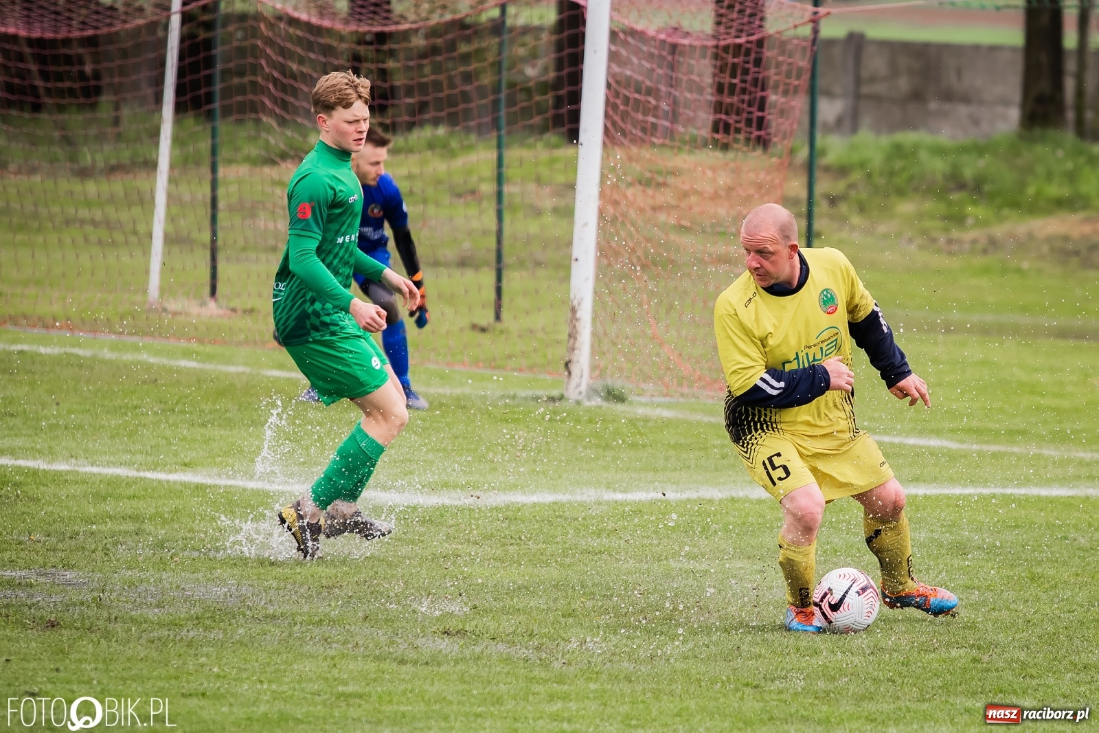 Zdjęcie w galerii na portalu naszraciborz.pl: Outsider napędził strachu wiceliderowi [FOTO] wiadomości z regionu