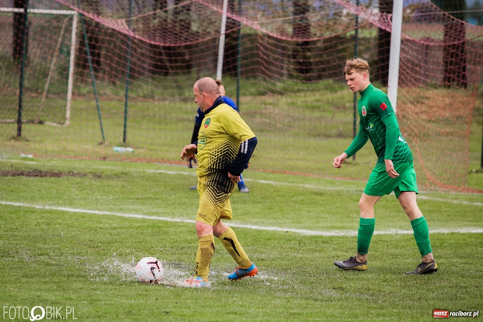 Zdjęcie w galerii na portalu naszraciborz.pl: Outsider napędził strachu wiceliderowi [FOTO] wiadomości z regionu