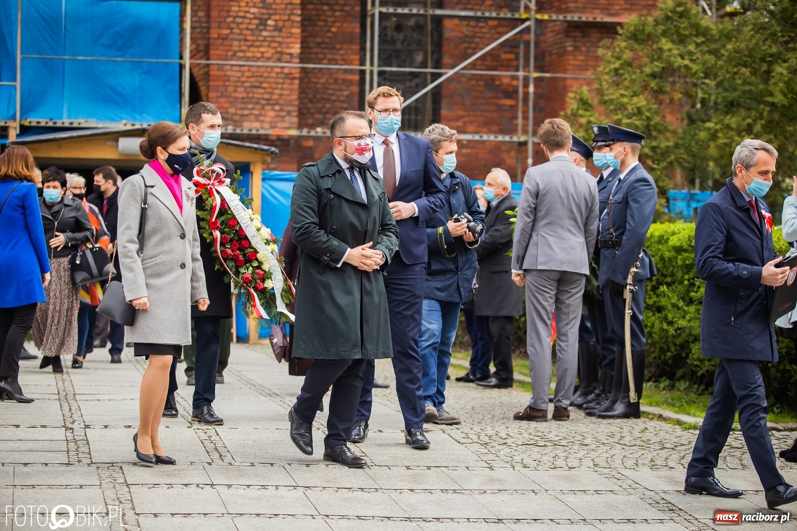 Zdjęcie w galerii na portalu naszraciborz.pl: Odrzućmy spory! Święto Trzeciego Maja w Raciborzu [FOTO i WIDEO] wiadomości z regionu