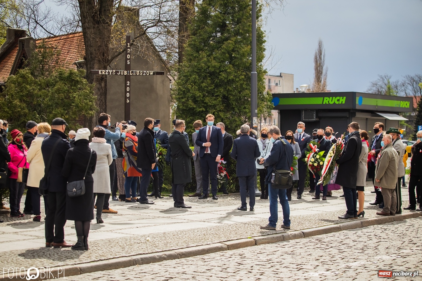 Zdjęcie w galerii na portalu naszraciborz.pl: Odrzućmy spory! Święto Trzeciego Maja w Raciborzu [FOTO i WIDEO] wiadomości z regionu