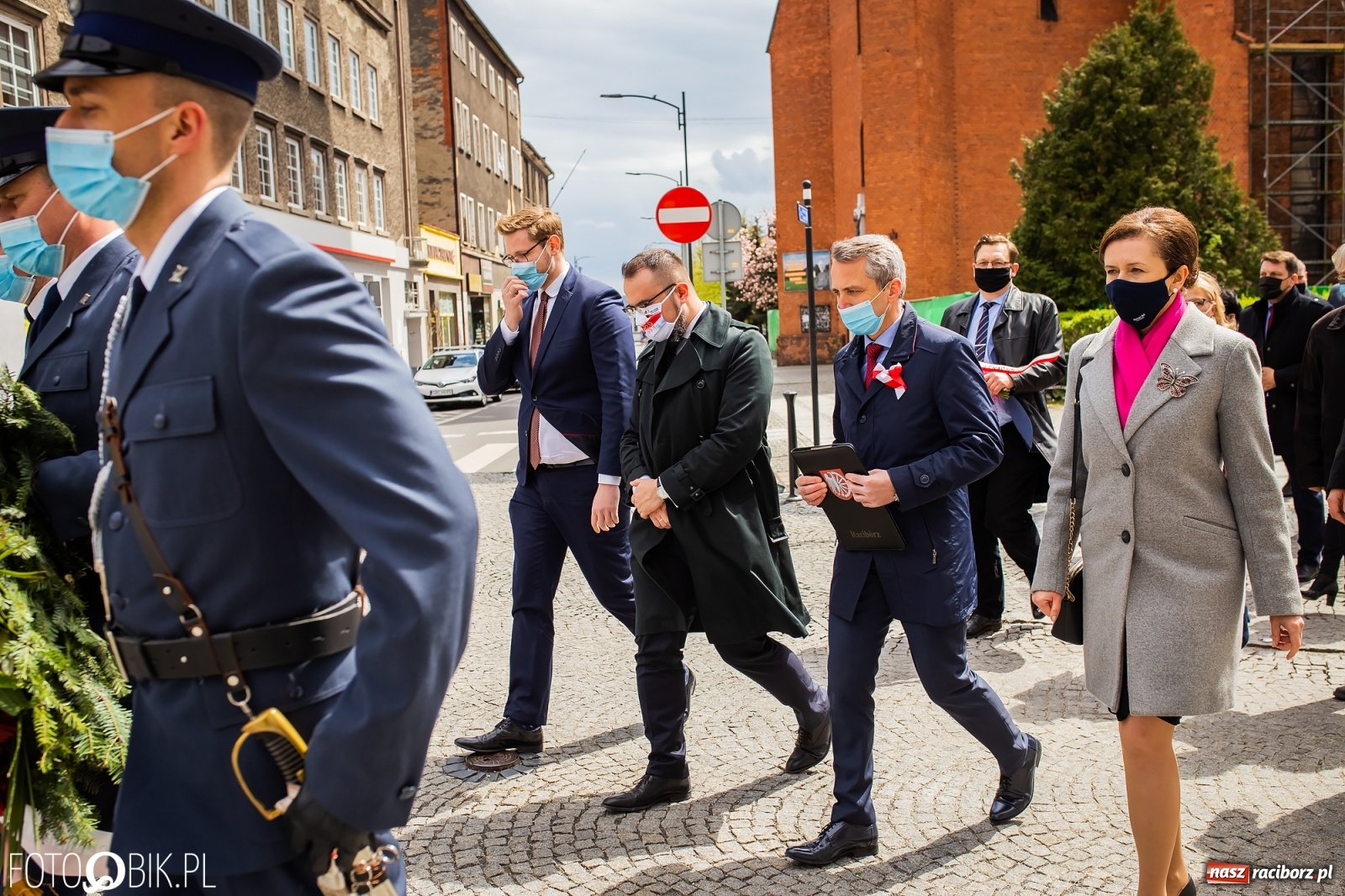 Zdjęcie w galerii na portalu naszraciborz.pl: Odrzućmy spory! Święto Trzeciego Maja w Raciborzu [FOTO i WIDEO] wiadomości z regionu