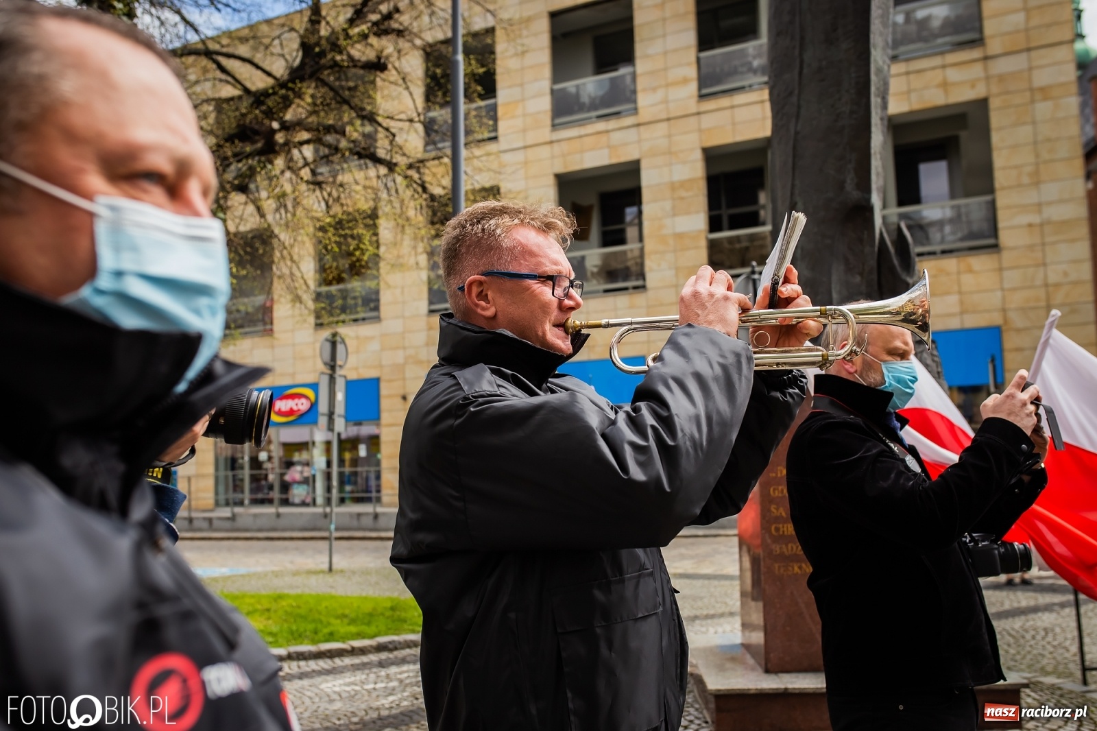 Zdjęcie w galerii na portalu naszraciborz.pl: Odrzućmy spory! Święto Trzeciego Maja w Raciborzu [FOTO i WIDEO] wiadomości z regionu