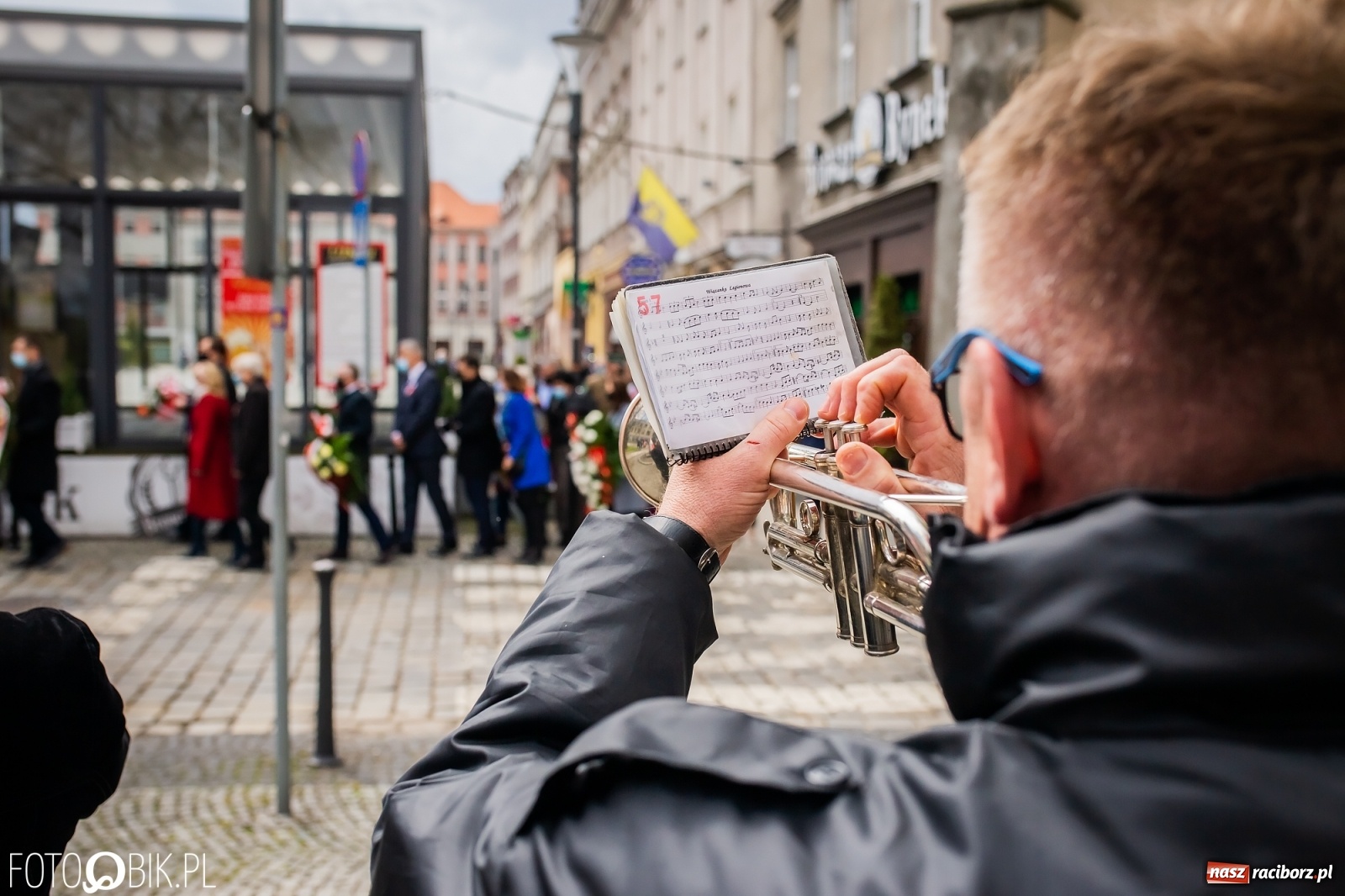 Zdjęcie w galerii na portalu naszraciborz.pl: Odrzućmy spory! Święto Trzeciego Maja w Raciborzu [FOTO i WIDEO] wiadomości z regionu