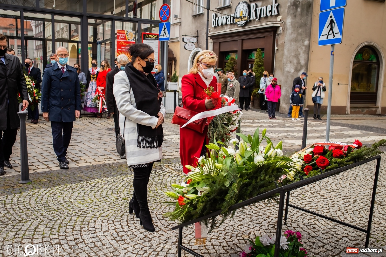 Zdjęcie w galerii na portalu naszraciborz.pl: Odrzućmy spory! Święto Trzeciego Maja w Raciborzu [FOTO i WIDEO] wiadomości z regionu