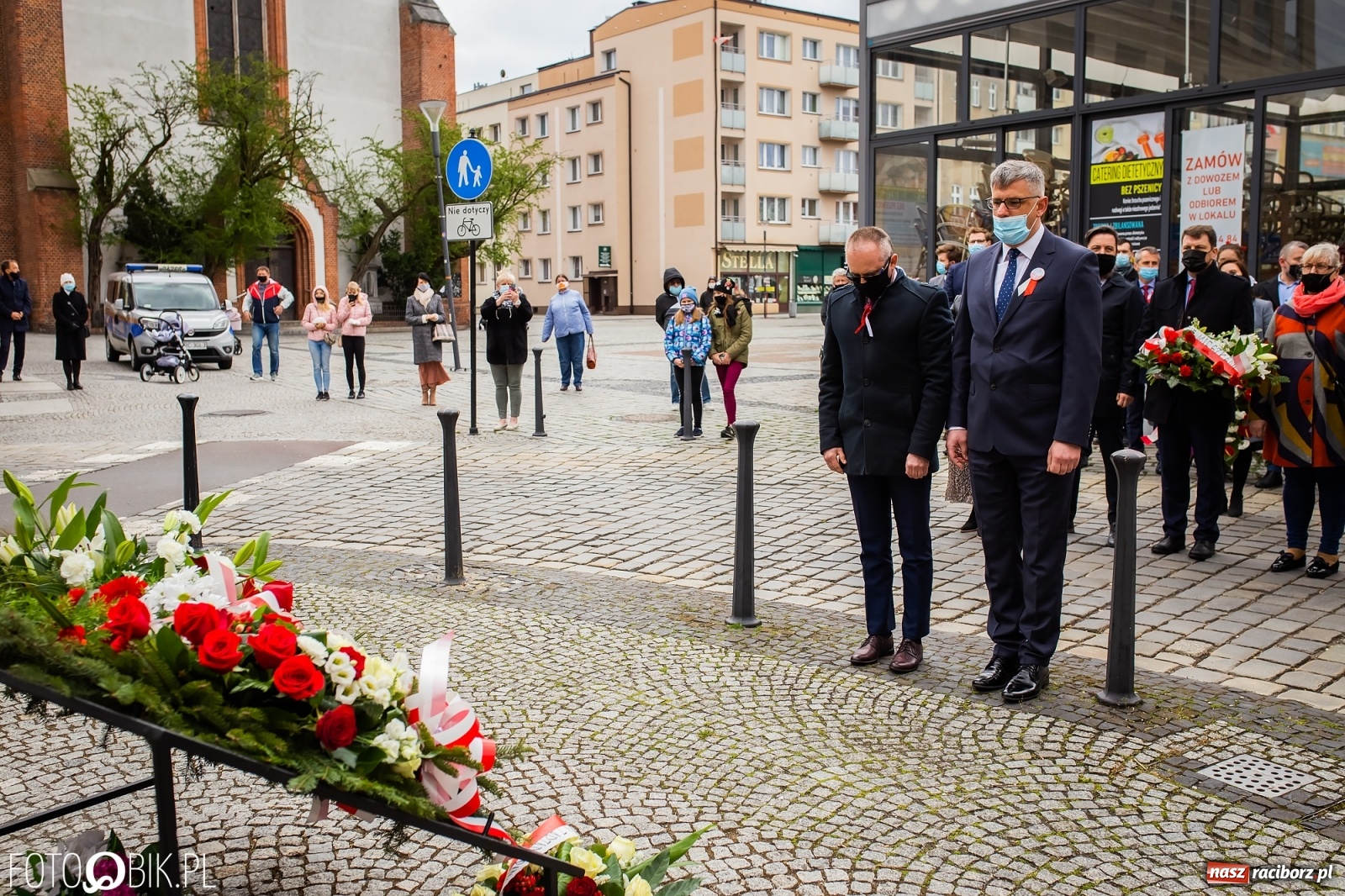 Zdjęcie w galerii na portalu naszraciborz.pl: Odrzućmy spory! Święto Trzeciego Maja w Raciborzu [FOTO i WIDEO] wiadomości z regionu