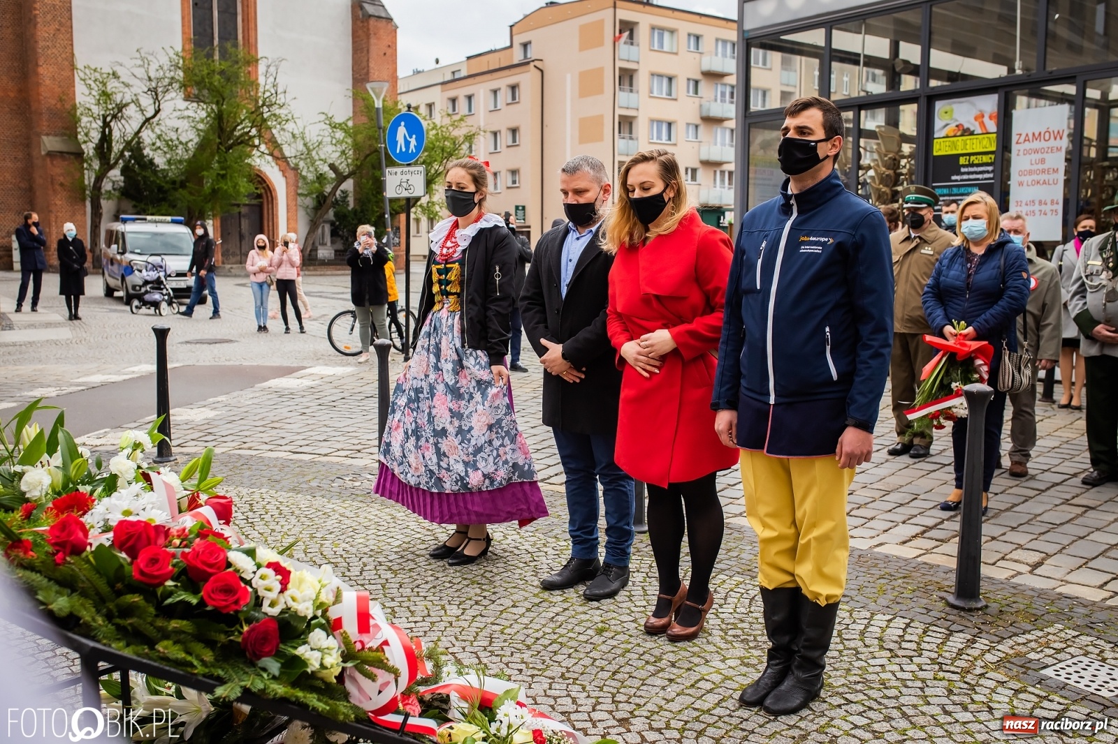 Zdjęcie w galerii na portalu naszraciborz.pl: Odrzućmy spory! Święto Trzeciego Maja w Raciborzu [FOTO i WIDEO] wiadomości z regionu