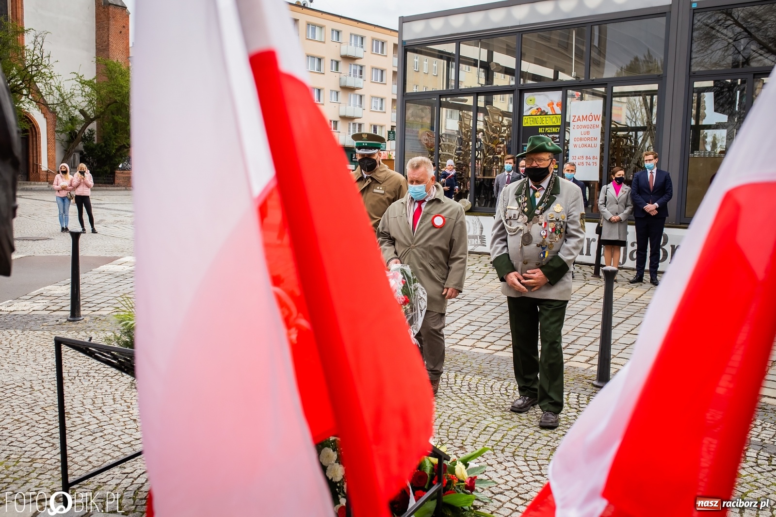 Zdjęcie w galerii na portalu naszraciborz.pl: Odrzućmy spory! Święto Trzeciego Maja w Raciborzu [FOTO i WIDEO] wiadomości z regionu