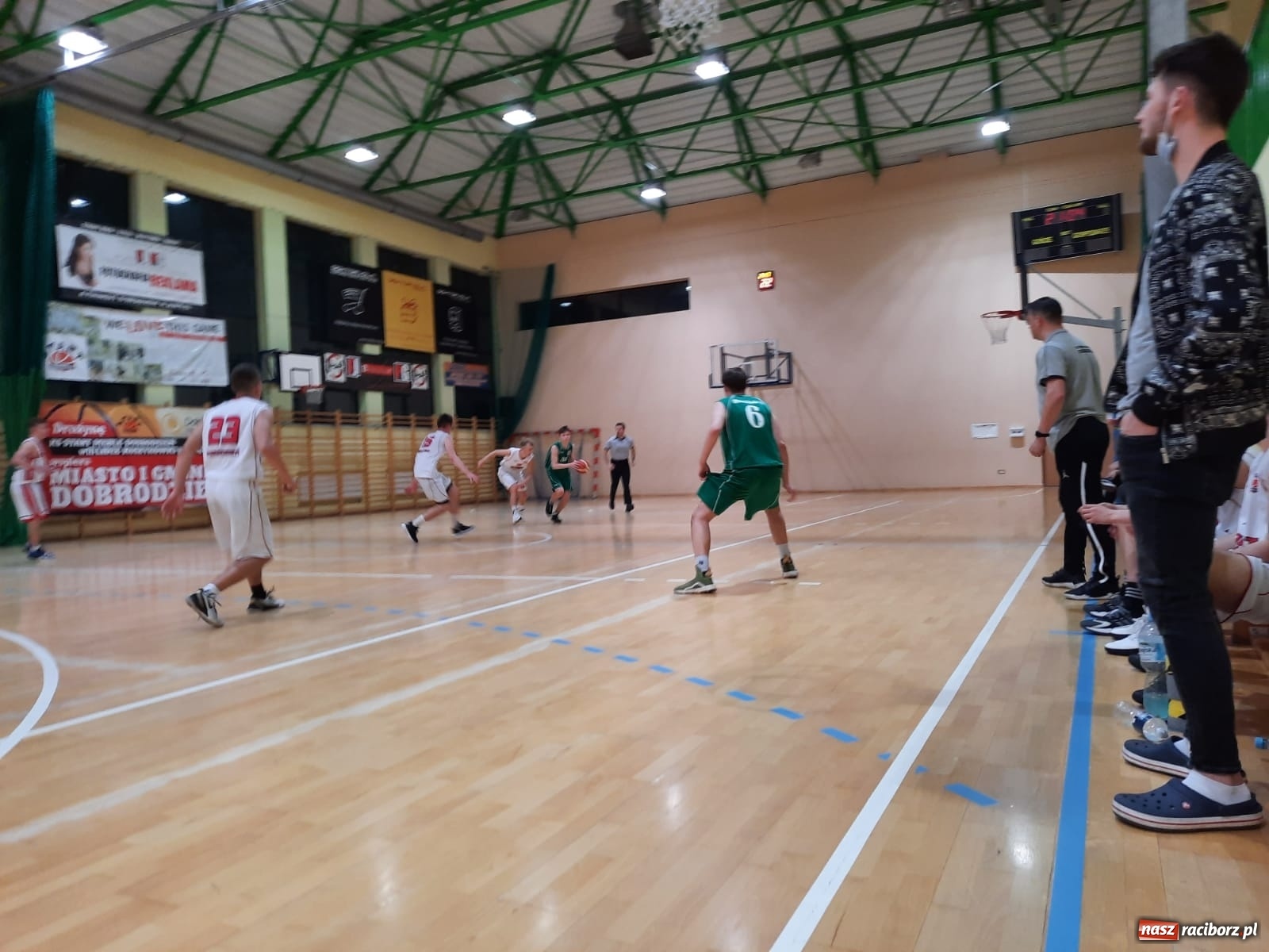 Zdjęcie w galerii na portalu naszraciborz.pl: Wyjazdowa potyczka koszykarzy MiniBasketball Racibórz wiadomości z regionu