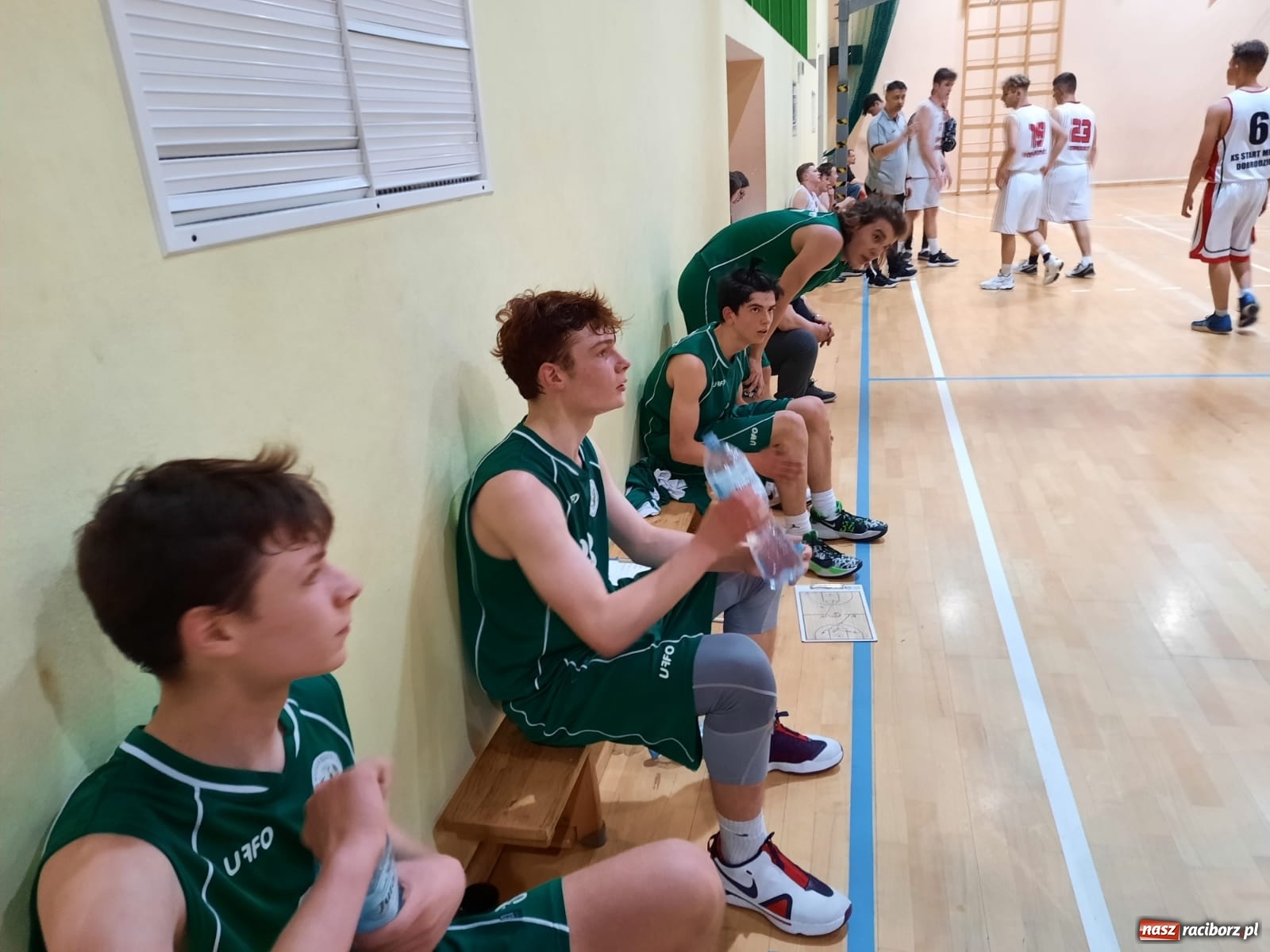 Zdjęcie w galerii na portalu naszraciborz.pl: Wyjazdowa potyczka koszykarzy MiniBasketball Racibórz wiadomości z regionu