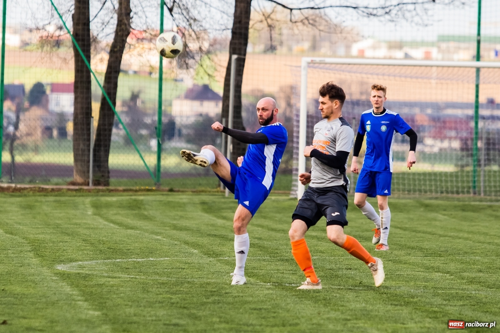 Zdjęcie w galerii na portalu naszraciborz.pl: Borucin znów zwycięski. Marklowice na kolanach [FOTO] wiadomości z regionu
