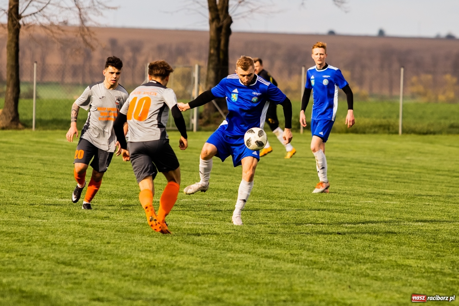 Zdjęcie w galerii na portalu naszraciborz.pl: Borucin znów zwycięski. Marklowice na kolanach [FOTO] wiadomości z regionu