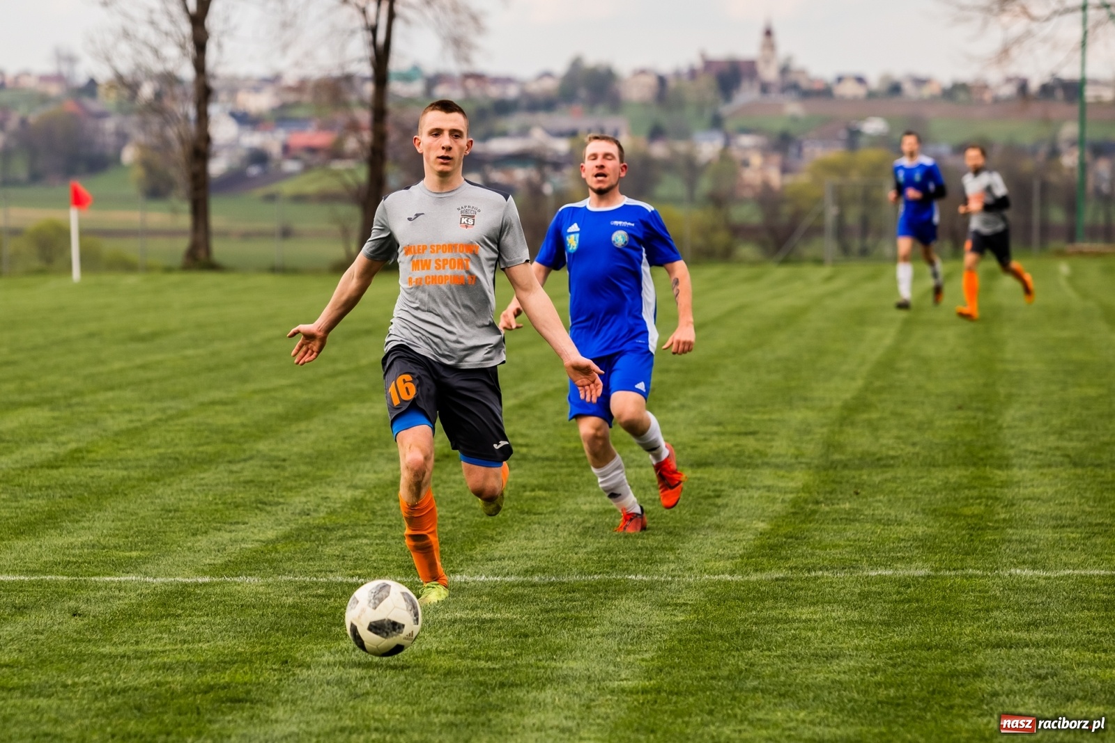 Zdjęcie w galerii na portalu naszraciborz.pl: Borucin znów zwycięski. Marklowice na kolanach [FOTO] wiadomości z regionu