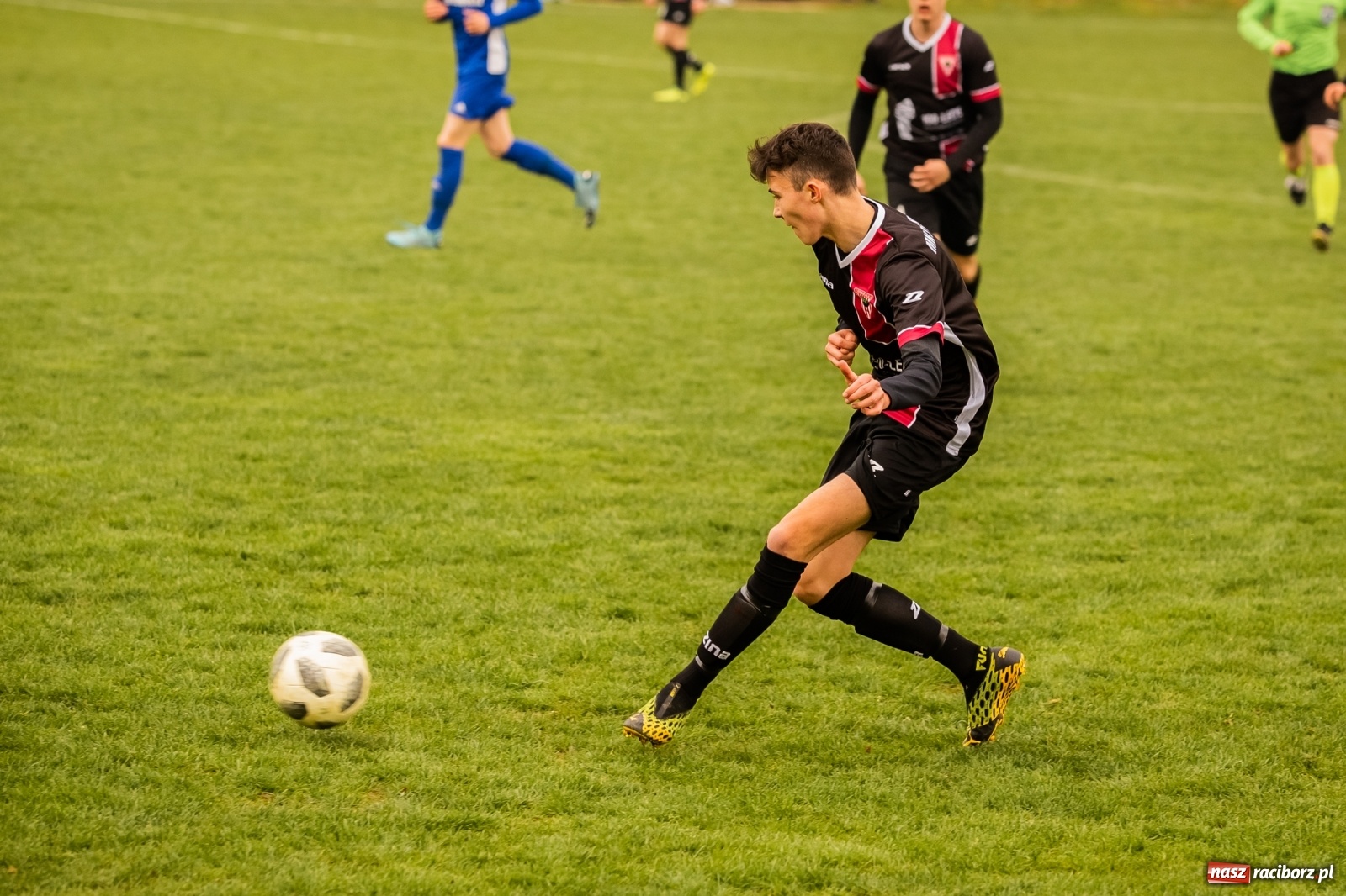 Zdjęcie w galerii na portalu naszraciborz.pl: Krzanowice zdeklasowały Czerwionkę [FOTO] wiadomości z regionu
