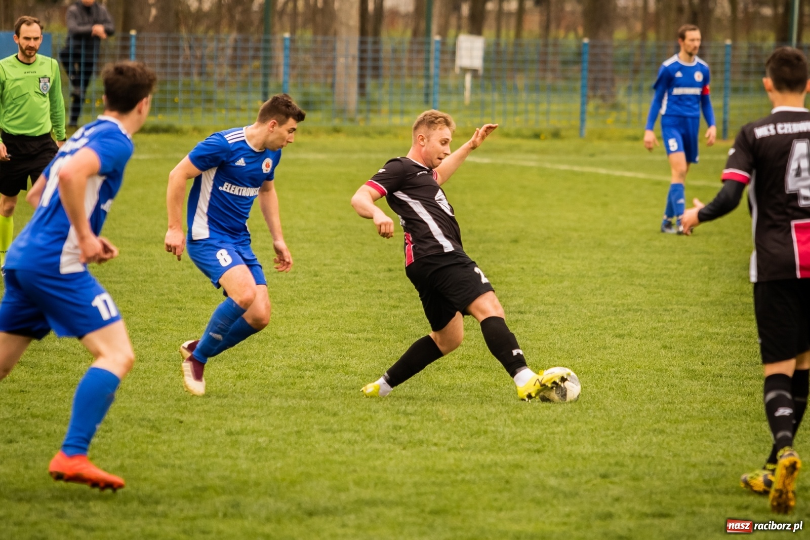 Zdjęcie w galerii na portalu naszraciborz.pl: Krzanowice zdeklasowały Czerwionkę [FOTO] wiadomości z regionu