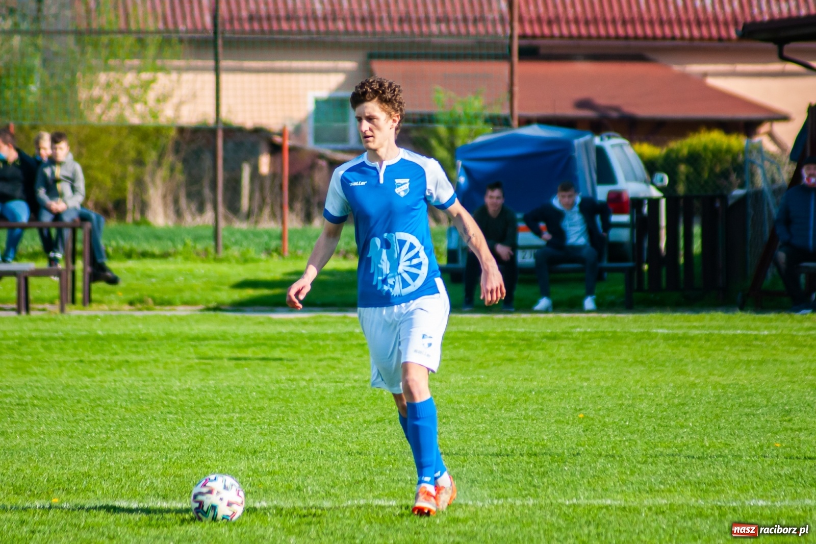 Zdjęcie w galerii na portalu naszraciborz.pl: Unia Racibórz nie potrafi odbić się od dna. Kolejna wygrana Krzyżanowic [FOTO] wiadomości z regionu