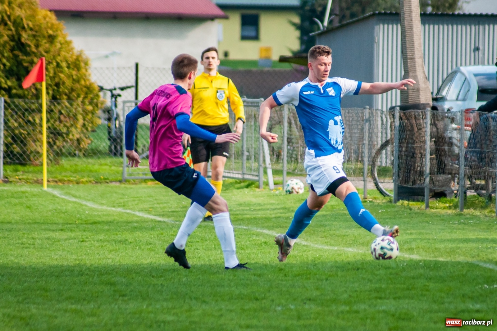 Zdjęcie w galerii na portalu naszraciborz.pl: Unia Racibórz nie potrafi odbić się od dna. Kolejna wygrana Krzyżanowic [FOTO] wiadomości z regionu