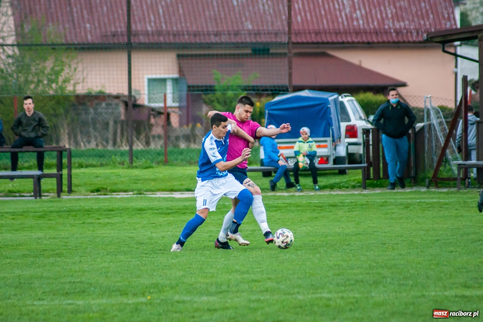 Zdjęcie w galerii na portalu naszraciborz.pl: Unia Racibórz nie potrafi odbić się od dna. Kolejna wygrana Krzyżanowic [FOTO] wiadomości z regionu