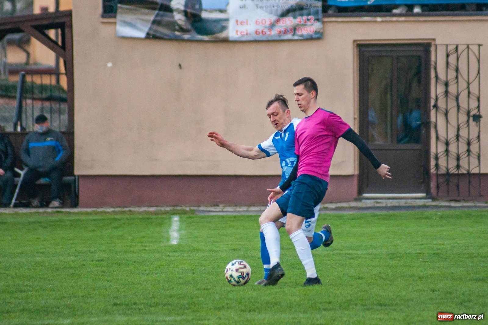 Zdjęcie w galerii na portalu naszraciborz.pl: Unia Racibórz nie potrafi odbić się od dna. Kolejna wygrana Krzyżanowic [FOTO] wiadomości z regionu