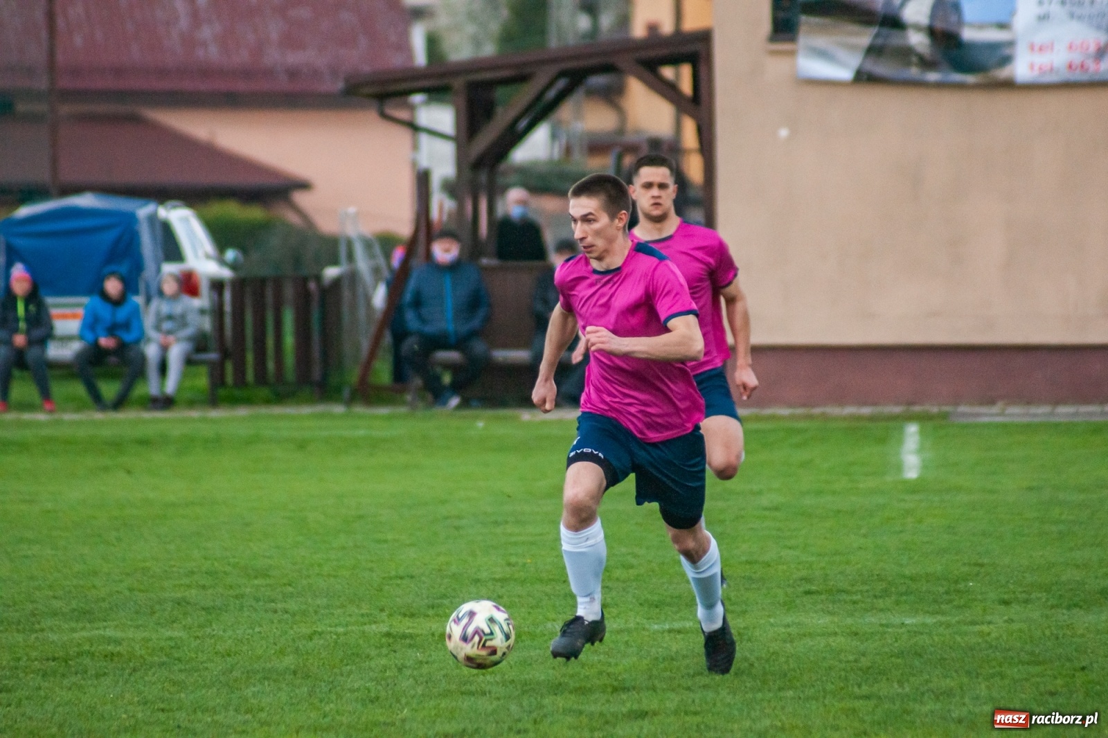 Zdjęcie w galerii na portalu naszraciborz.pl: Unia Racibórz nie potrafi odbić się od dna. Kolejna wygrana Krzyżanowic [FOTO] wiadomości z regionu