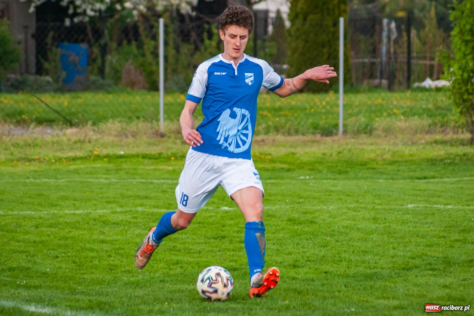 Zdjęcie w galerii na portalu naszraciborz.pl: Unia Racibórz nie potrafi odbić się od dna. Kolejna wygrana Krzyżanowic [FOTO] wiadomości z regionu