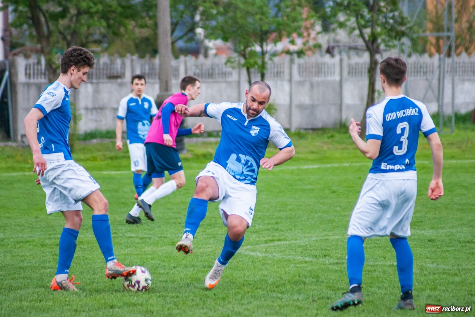 Zdjęcie w galerii na portalu naszraciborz.pl: Unia Racibórz nie potrafi odbić się od dna. Kolejna wygrana Krzyżanowic [FOTO] wiadomości z regionu