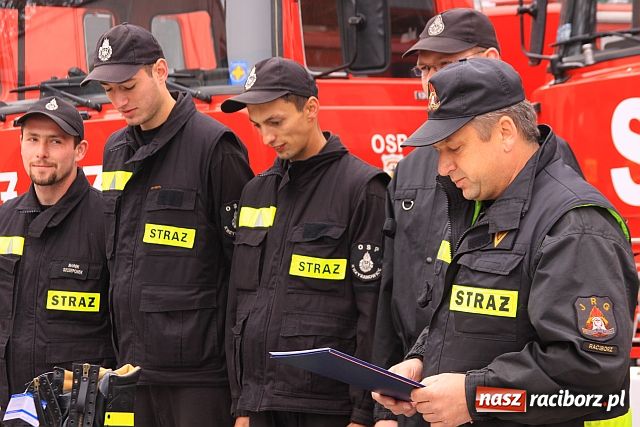 Zdjęcie w galerii na portalu naszraciborz.pl: Strażacy ochotnicy dostali sprzęt wiadomości z regionu