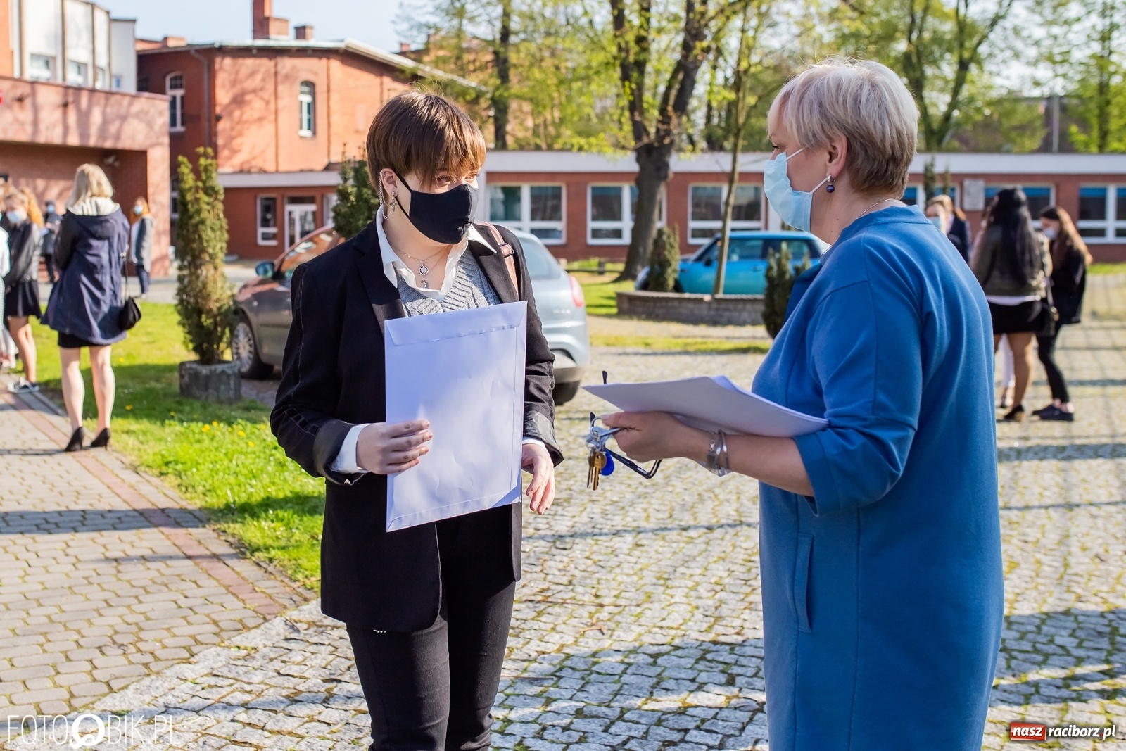Zdjęcie w galerii na portalu naszraciborz.pl: Ruszyły matury 2021. Lalka i Ziemia Obiecana z języka polskiego wiadomości z regionu