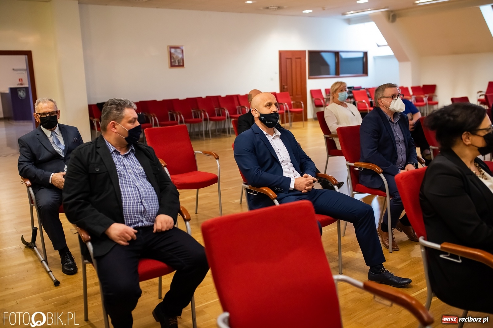 Zdjęcie w galerii na portalu naszraciborz.pl: Starosta wręczył na zamku nagrody dla działaczy i trenerów wiadomości z regionu