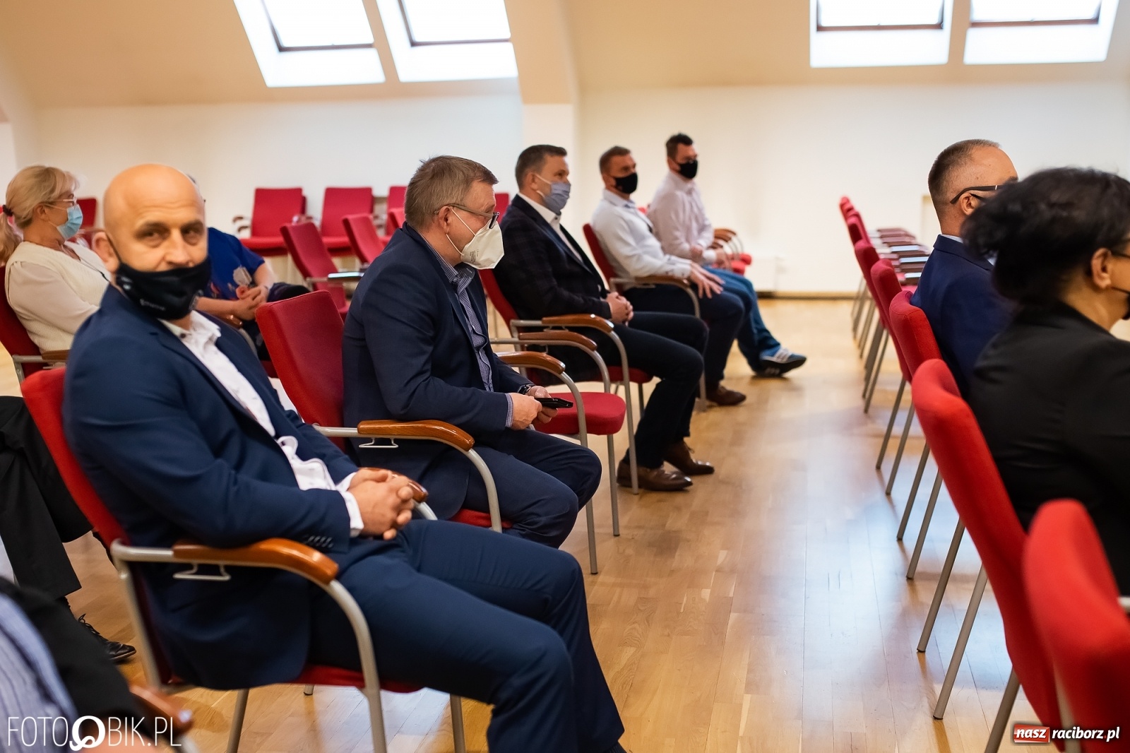 Zdjęcie w galerii na portalu naszraciborz.pl: Starosta wręczył na zamku nagrody dla działaczy i trenerów wiadomości z regionu