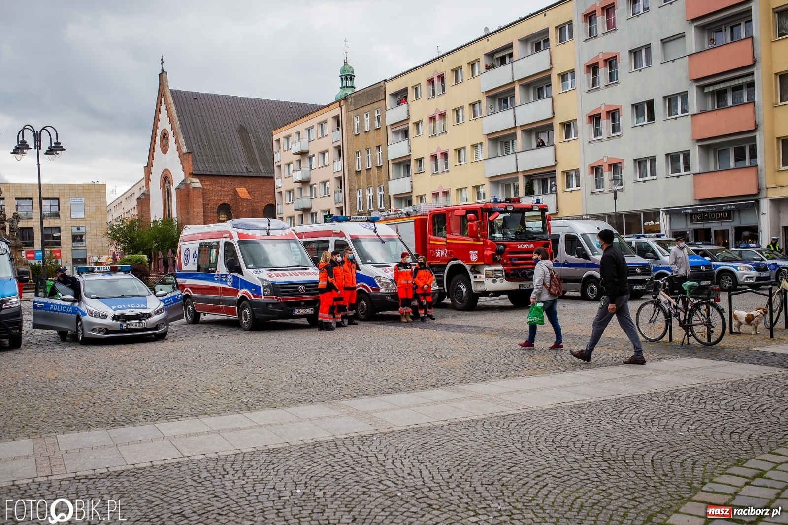 Zdjęcie w galerii na portalu naszraciborz.pl: Uroczystości pogrzebowe śp. asp. Michała Kędzierskiego [FOTO i WIDEO]  wiadomości z regionu