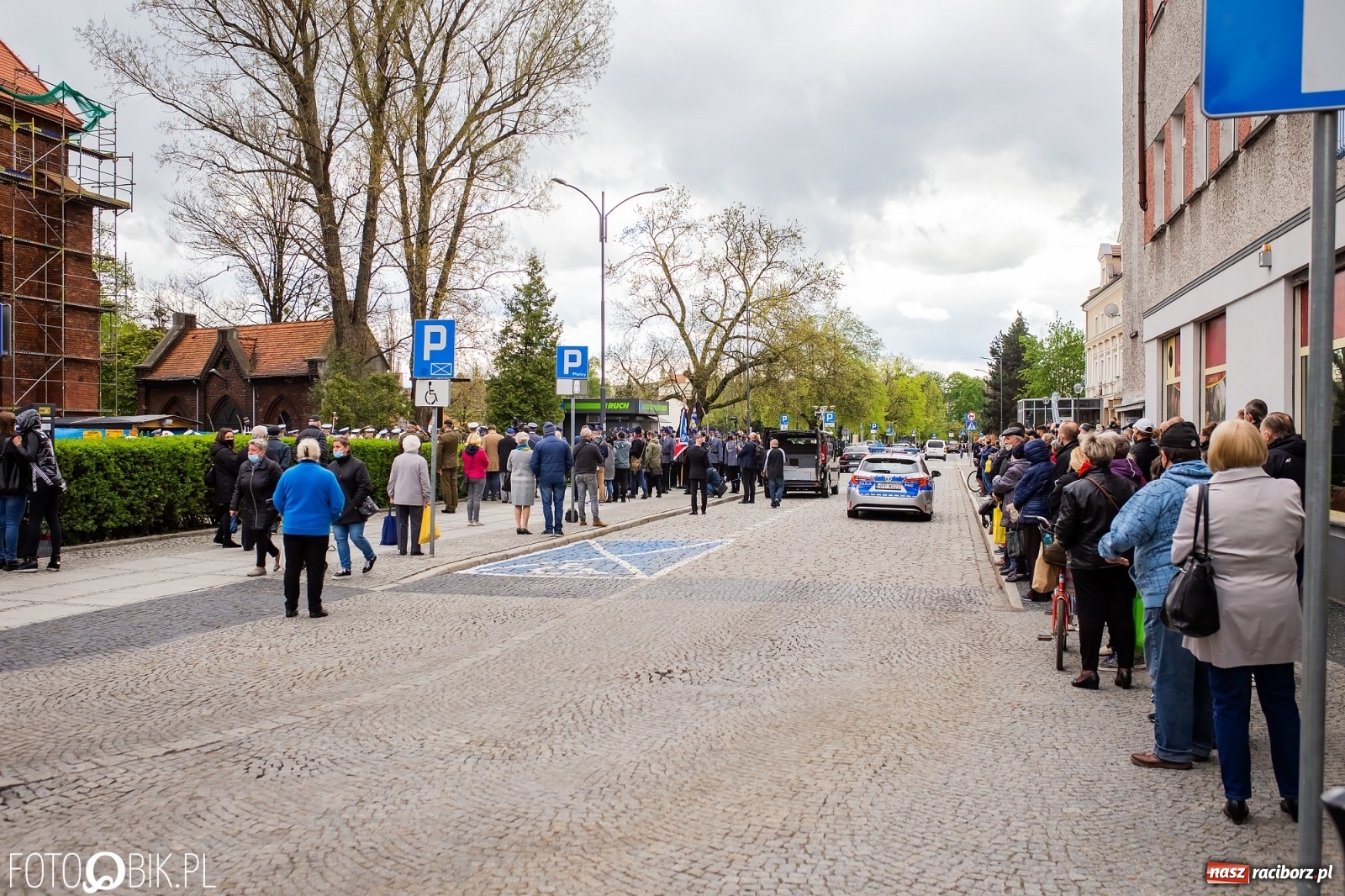 Zdjęcie w galerii na portalu naszraciborz.pl: Uroczystości pogrzebowe śp. asp. Michała Kędzierskiego [FOTO i WIDEO]  wiadomości z regionu