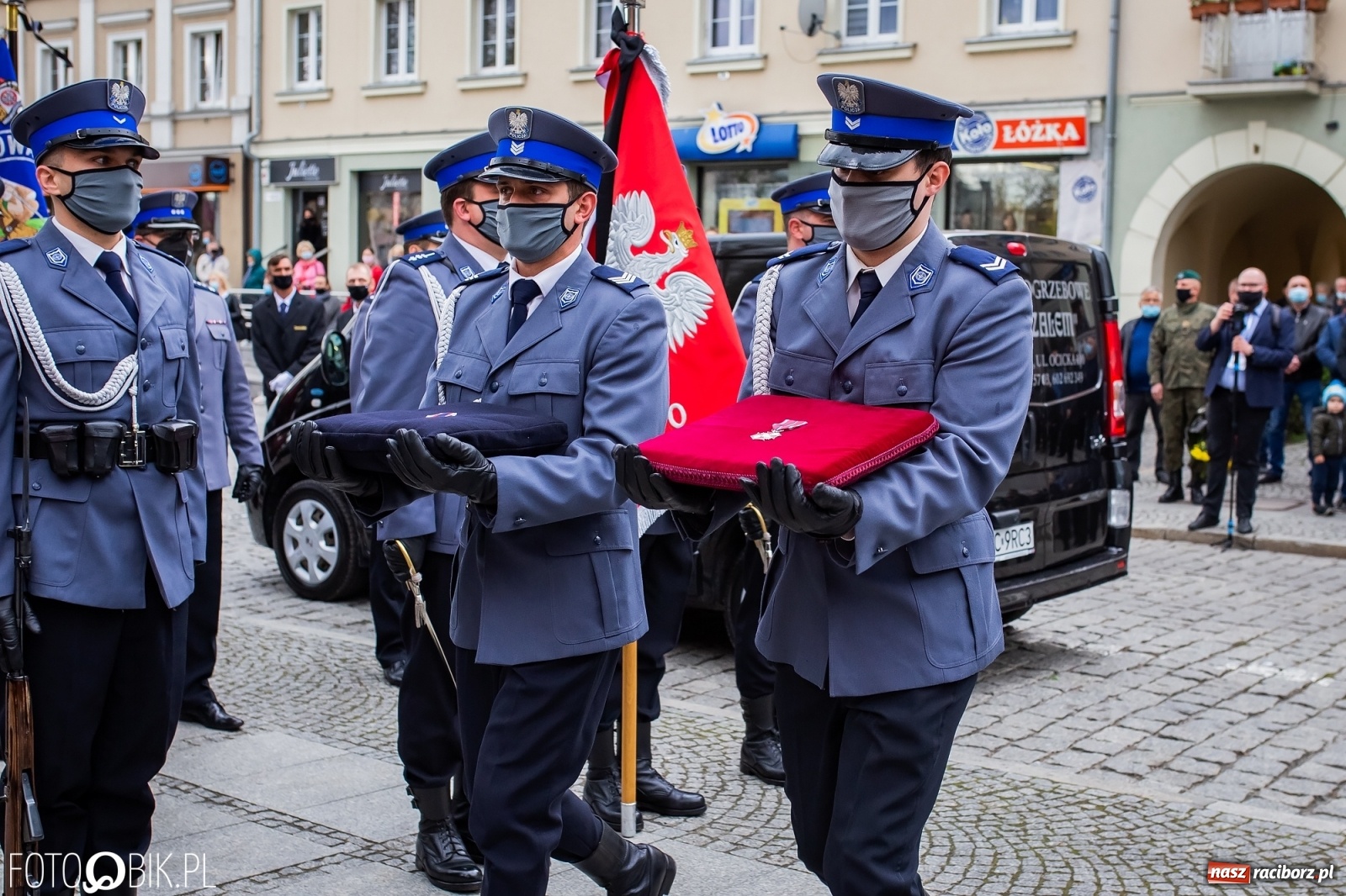 Zdjęcie w galerii na portalu naszraciborz.pl: Uroczystości pogrzebowe śp. asp. Michała Kędzierskiego [FOTO i WIDEO]  wiadomości z regionu