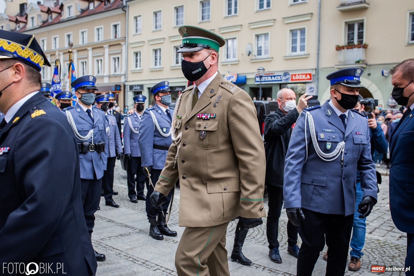 Zdjęcie w galerii na portalu naszraciborz.pl: Uroczystości pogrzebowe śp. asp. Michała Kędzierskiego [FOTO i WIDEO]  wiadomości z regionu